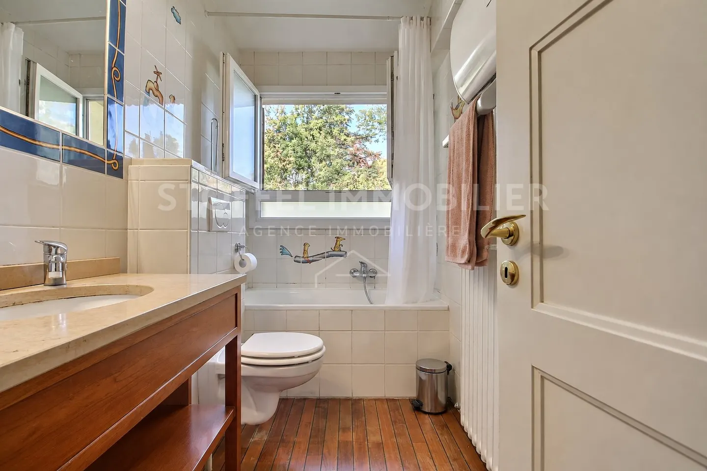 Charming Villa in Vessy - Photo 6 of 15
