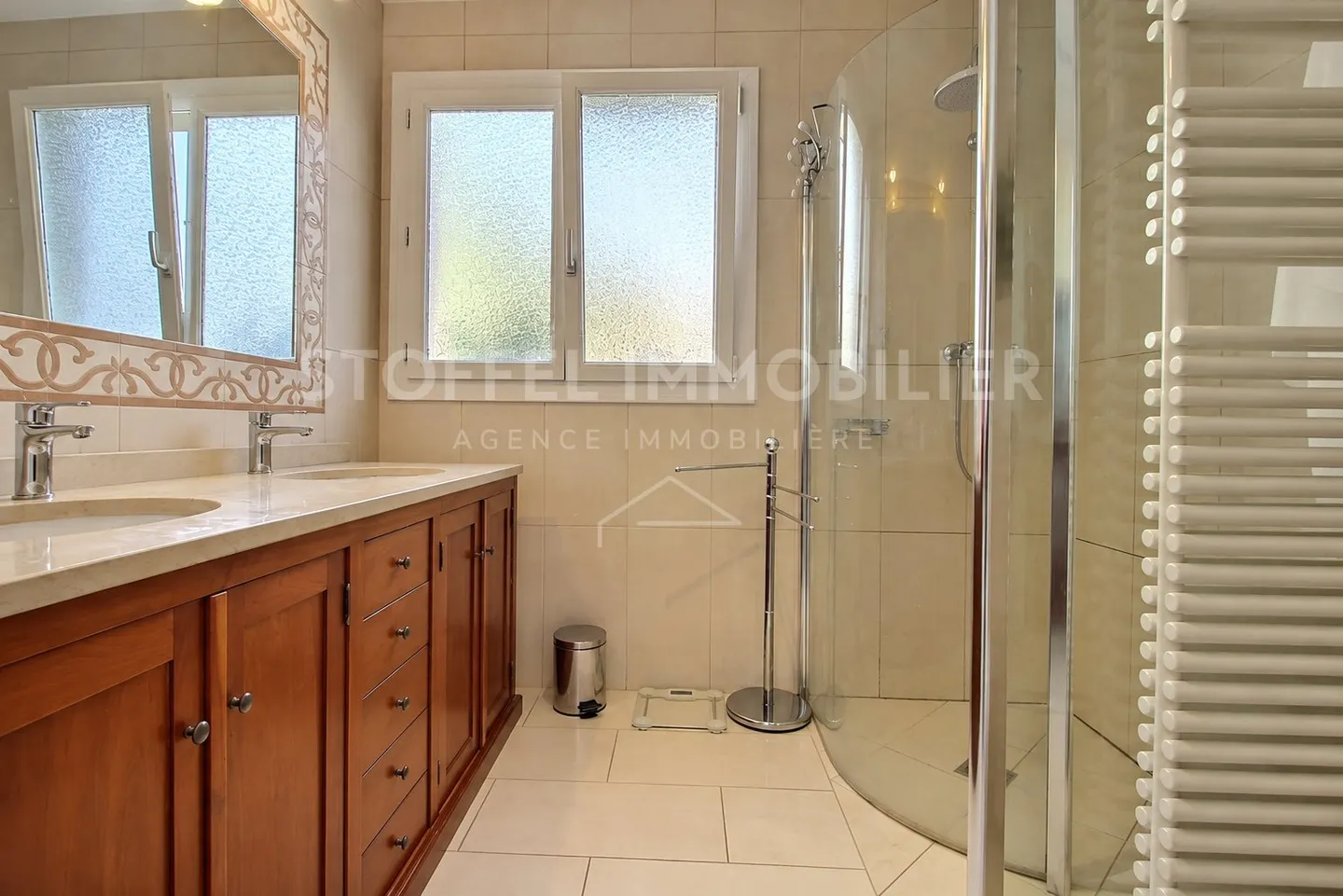 Charming Villa in Vessy - Photo 8 of 15