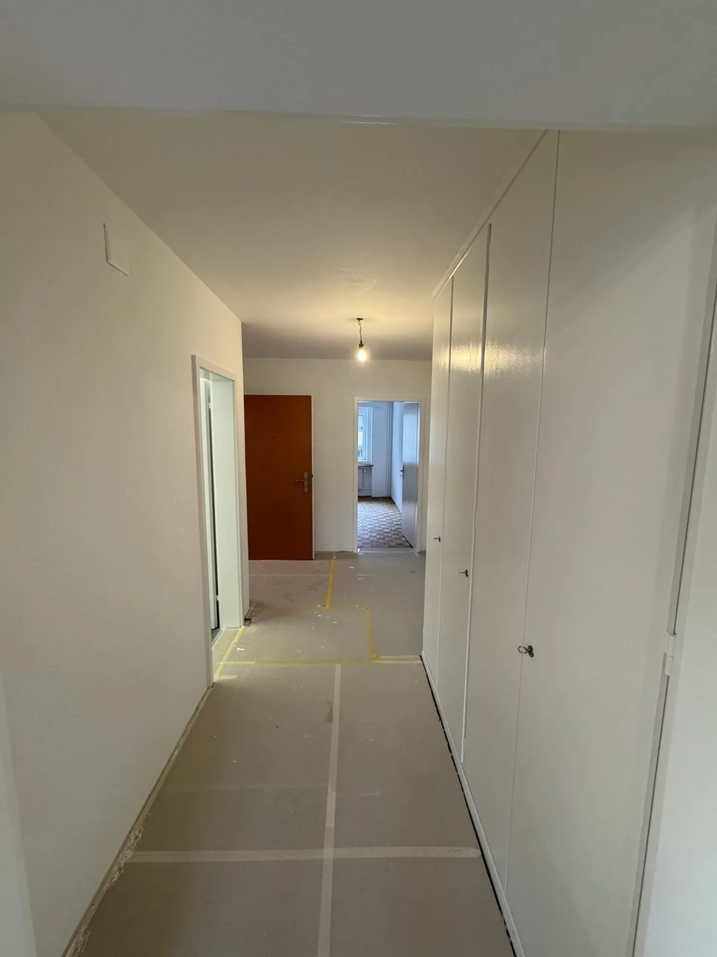 Appartamento ristrutturato di 3,5 locali nel quartiere Brünnen! - Foto 9 di 10