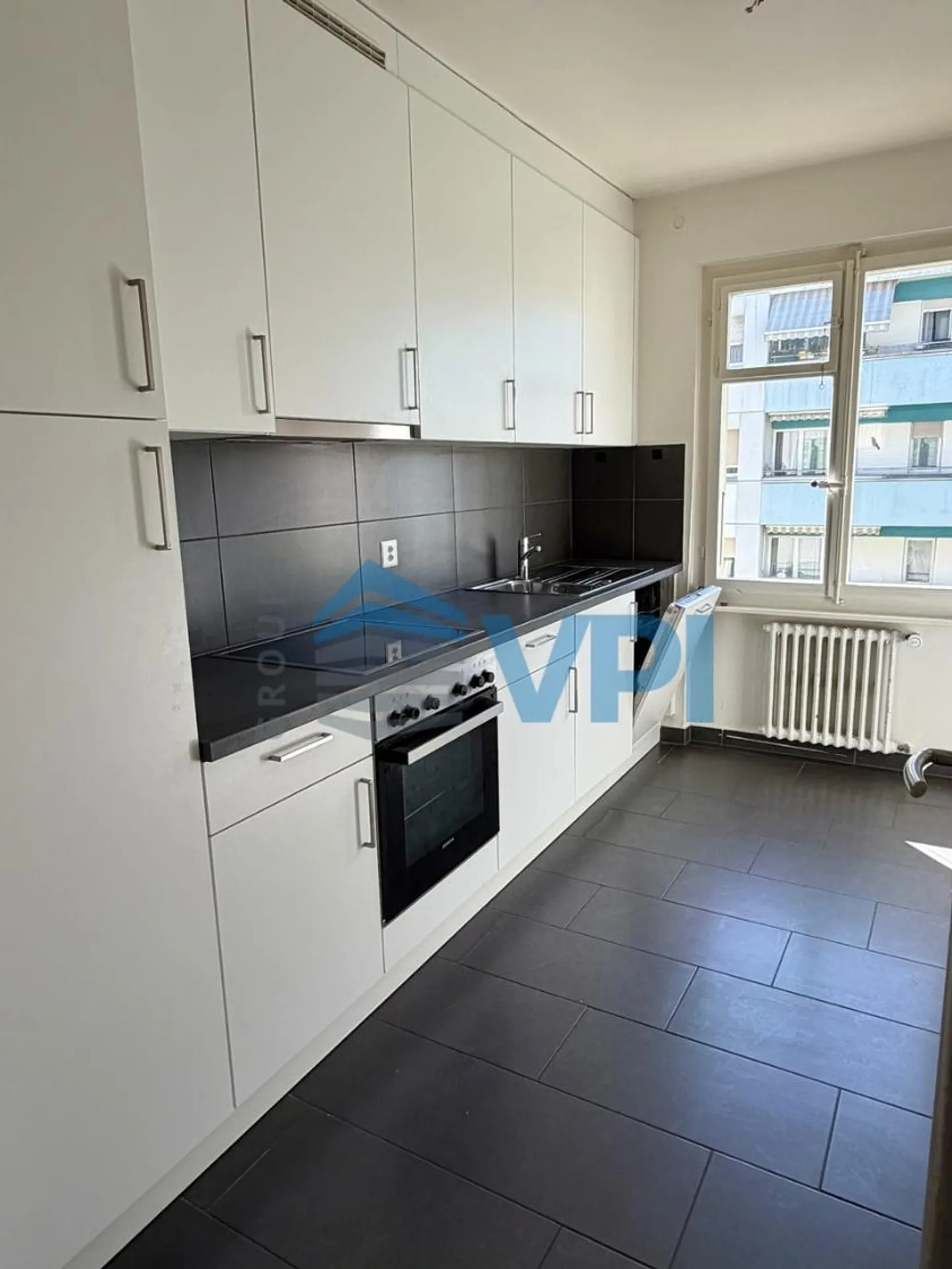 Großartige Gelegenheit: renovierte 2,5-Zimmer-Wohnung - Foto 2 von 9