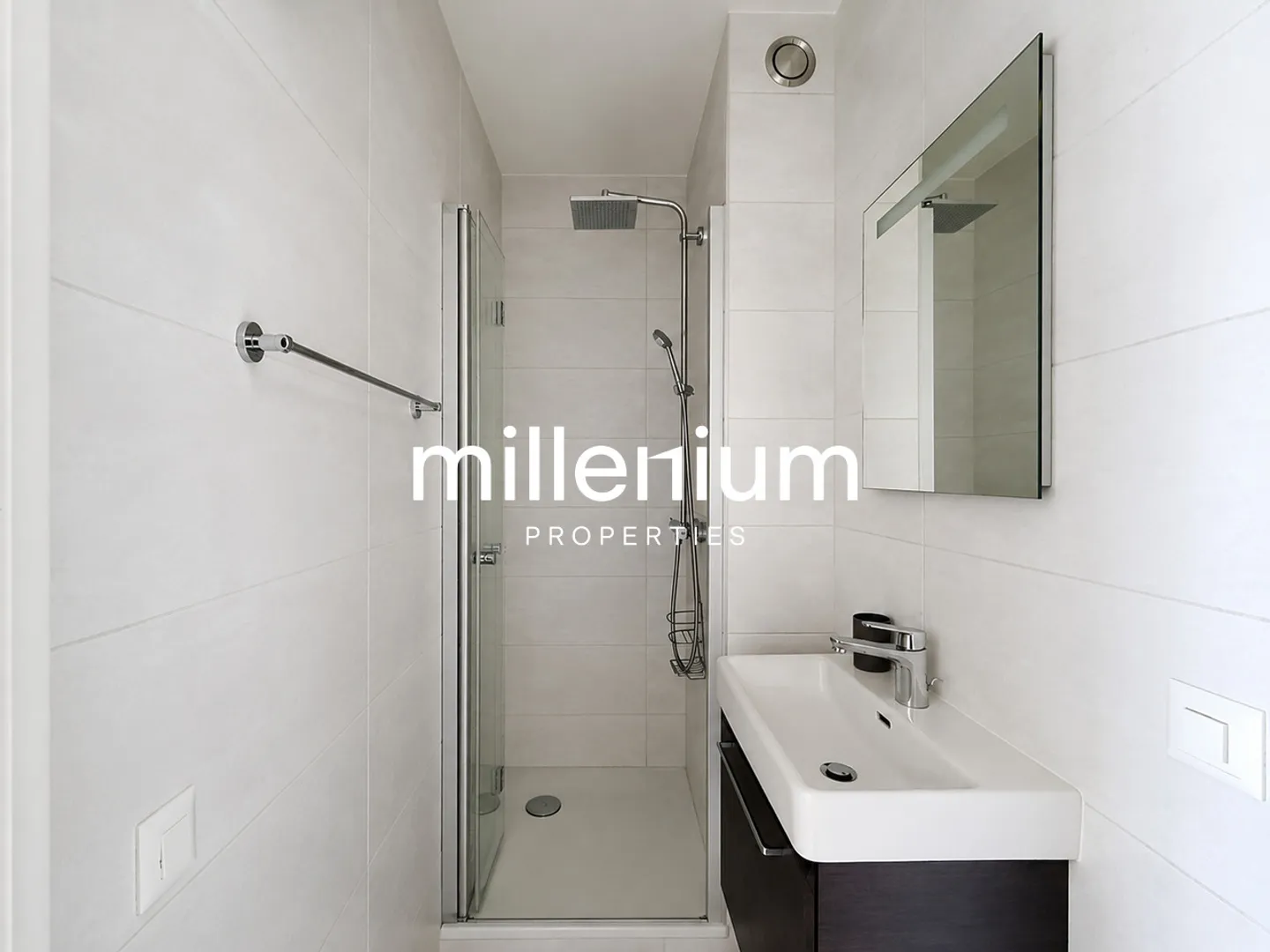 Crossing apartment with exceptional view - Photo 14 of 21