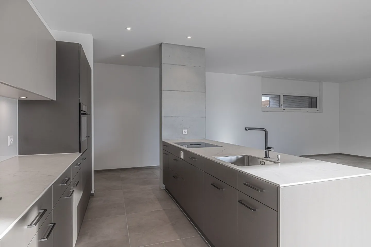Appartement de 3,5 pièces avec vue sur le lac - Photo 2 sur 11