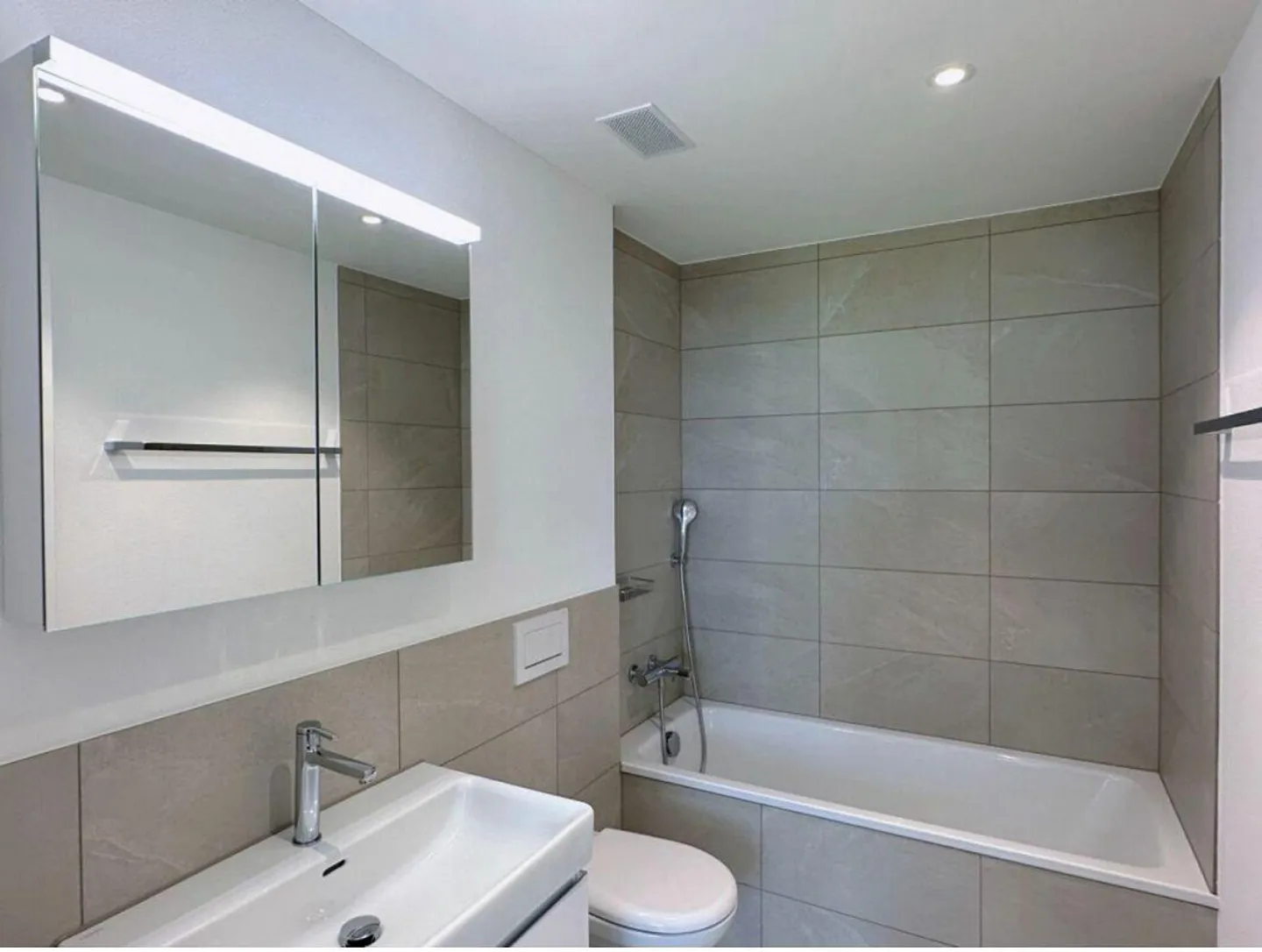3.5 Room Apartment in Tann - Photo 12 of 13