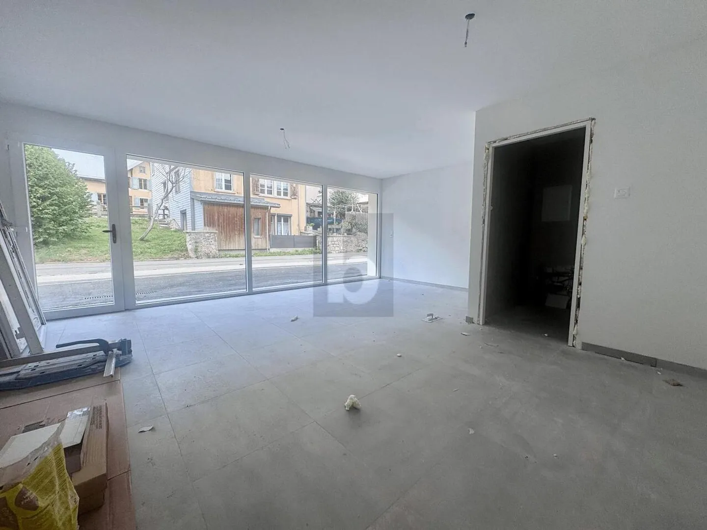 ARCADE MIT AUSGEZEICHNETER SICHTBARKEIT (LOT 11) - Foto 4 von 6