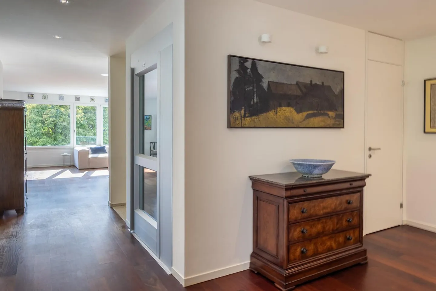 Appartement en duplex de 6 pièces avec jardin et ascenseur privé. - Photo 3 sur 5