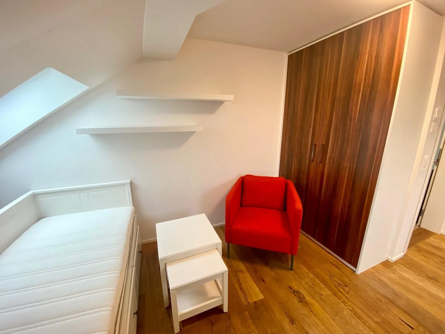 Furnished studio including electricity / Swisscom TV and internet - Photo 6 of 7