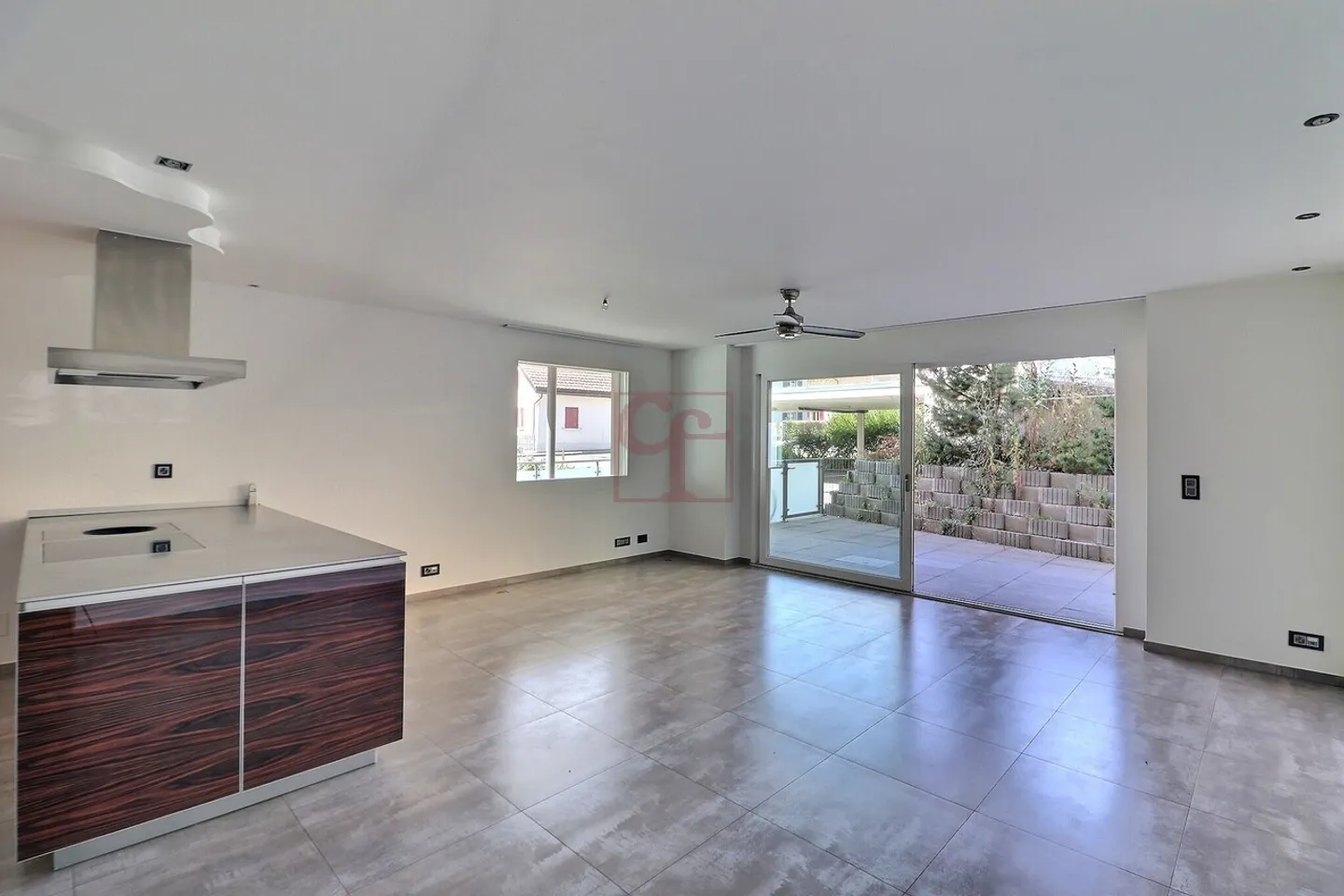 Appartement à louer - Photo 3 sur 12