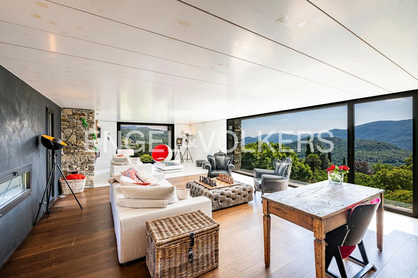 Exclusive Designer Retreat with a View - Photo 5 of 13