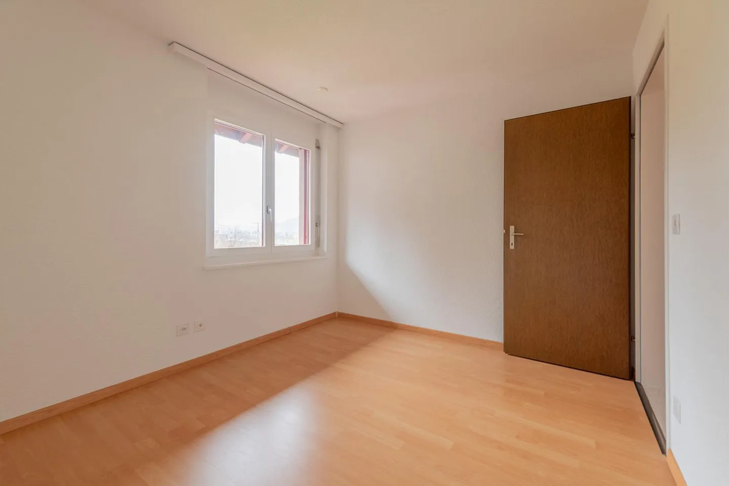 Un appartamento straordinario di 4,5 stanze in affitto a Münsingen - Foto 8 di 14