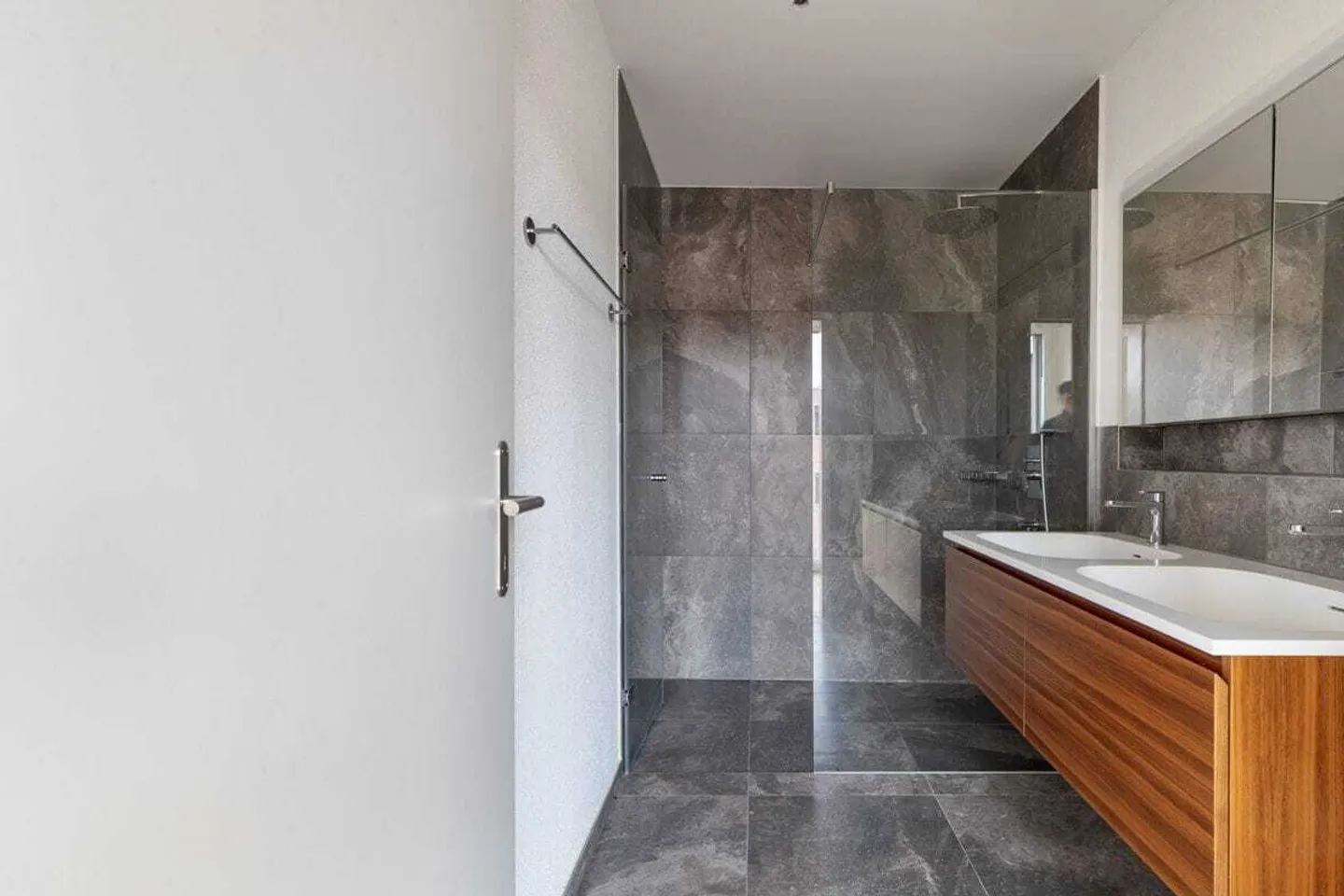 Penthouse di Lusso con Vista Montagna - Foto 9 di 12