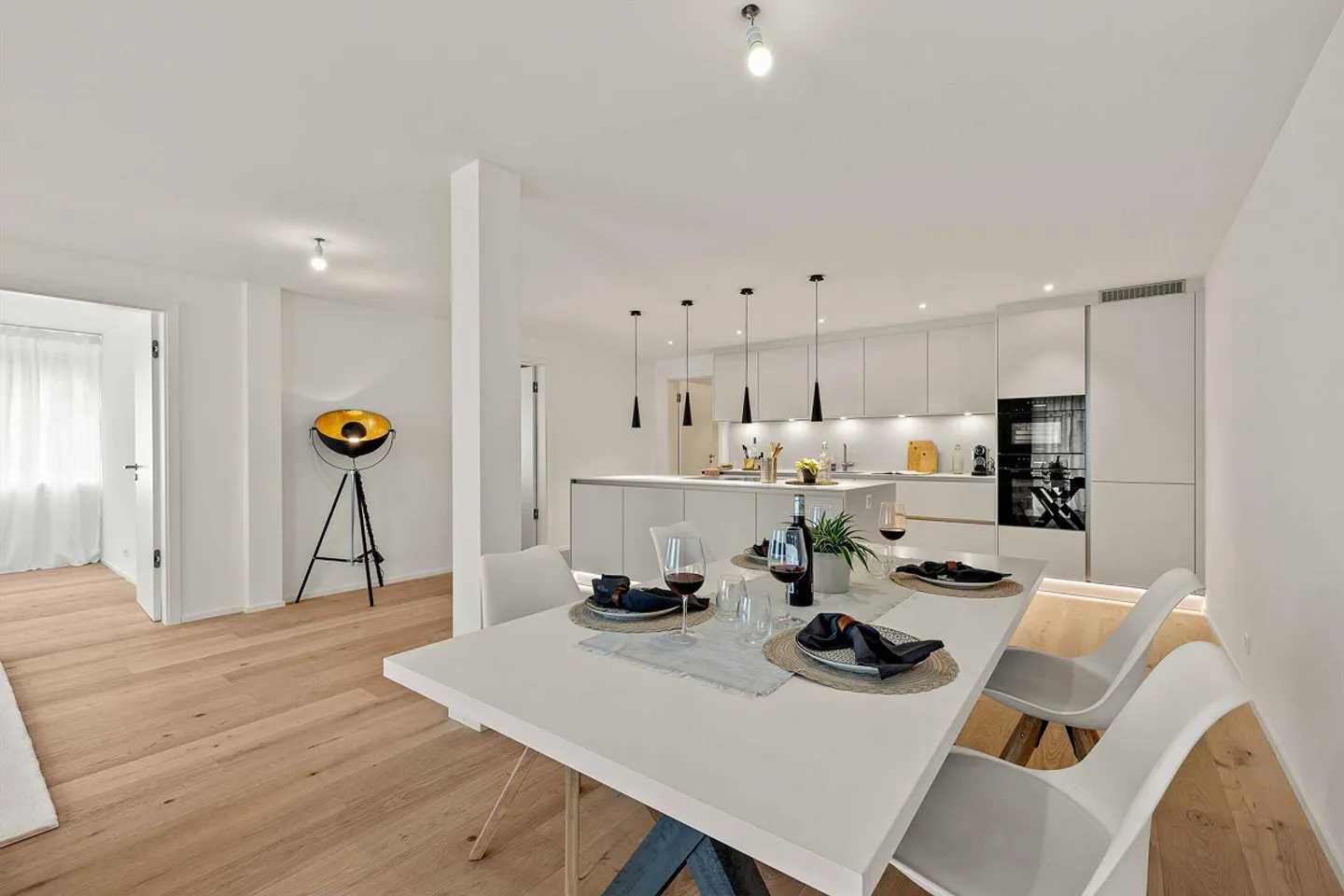 Moderno appartamento di 3,5 stanze a Villmergen al piano terra - Foto 3 di 15
