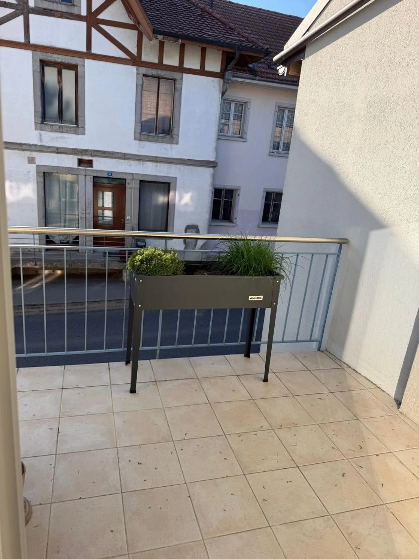 Geräumige Wohnung mit Terrasse - Foto 6 von 11