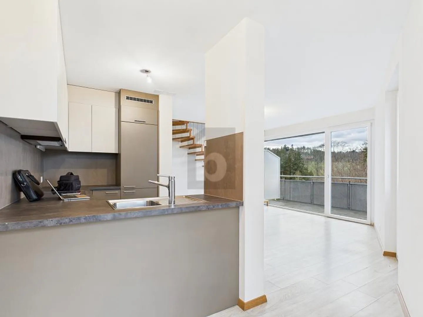 Duplex Charmant en Zone Paisible - Photo 3 sur 6