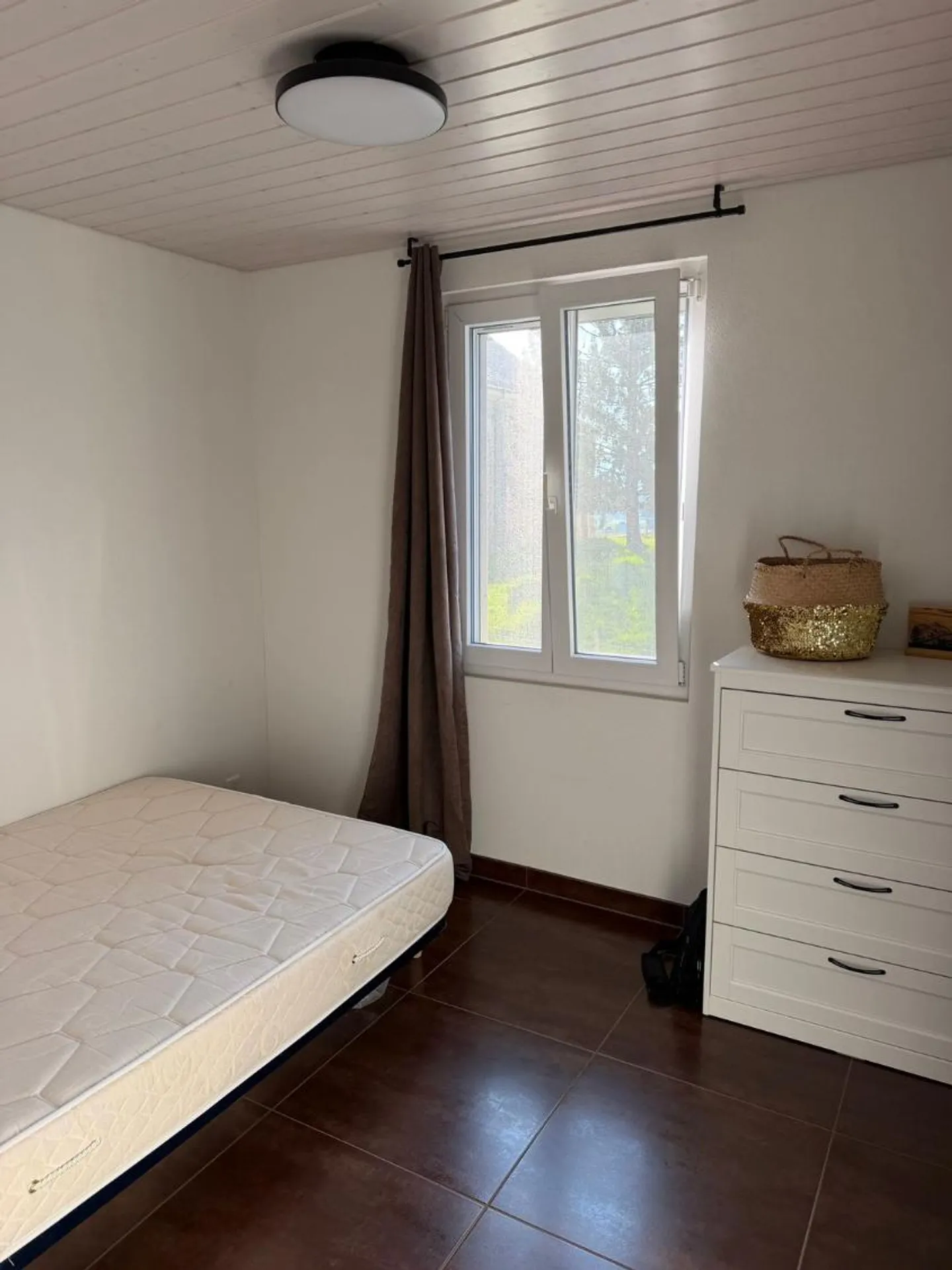 Geräumige Wohnung mit Terrasse - Foto 10 von 11