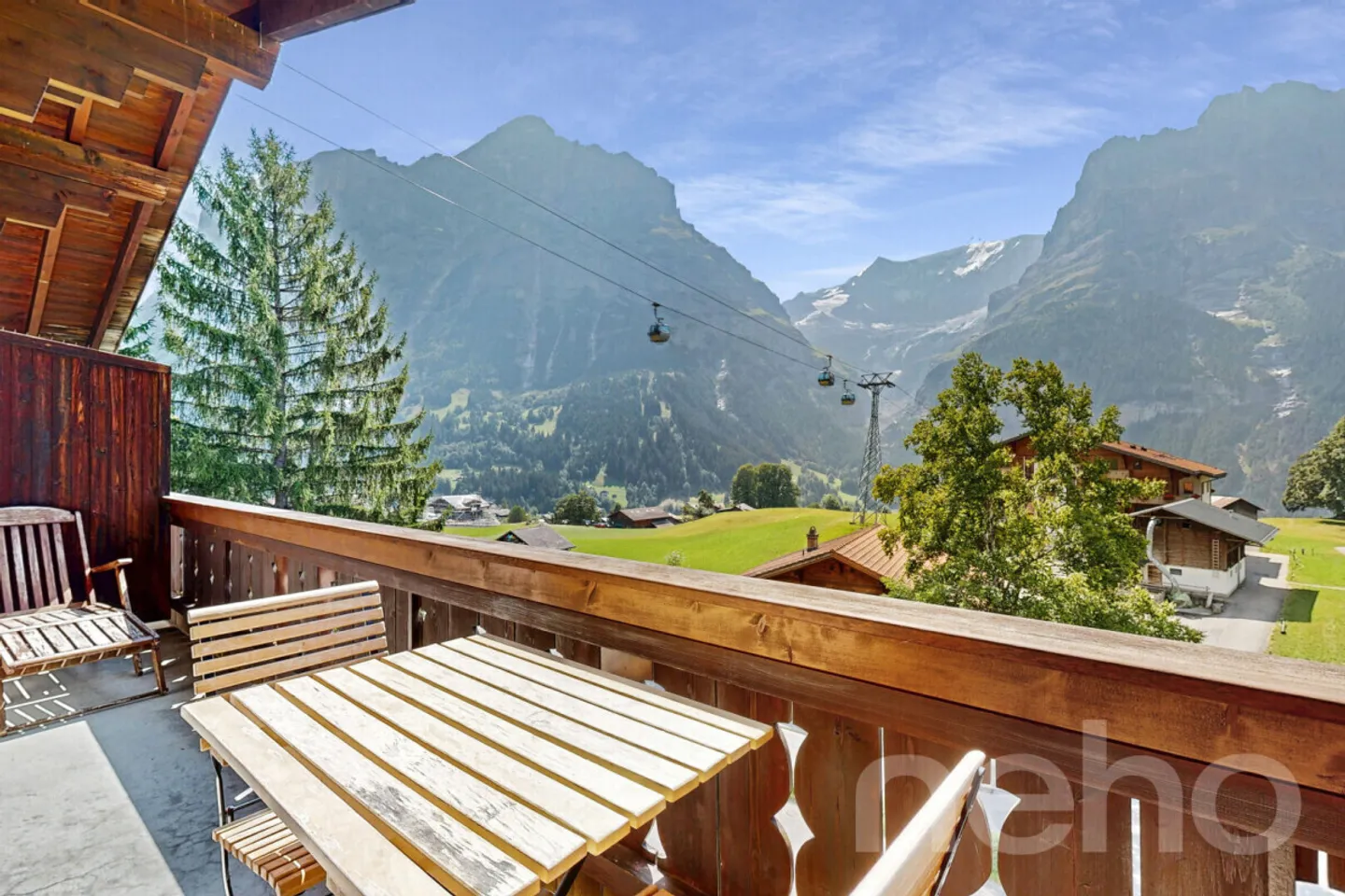 Idillio di vacanza con panorama montano direttamente sulla pista da sci - Foto 11 di 12