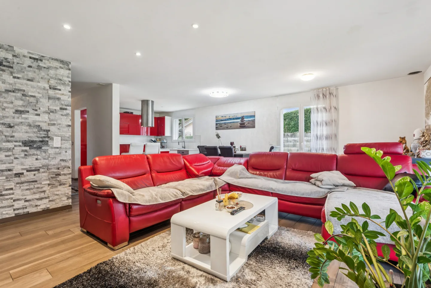 Casa a schiera di 4.5 stanze con bel giardino - Foto 3 di 10