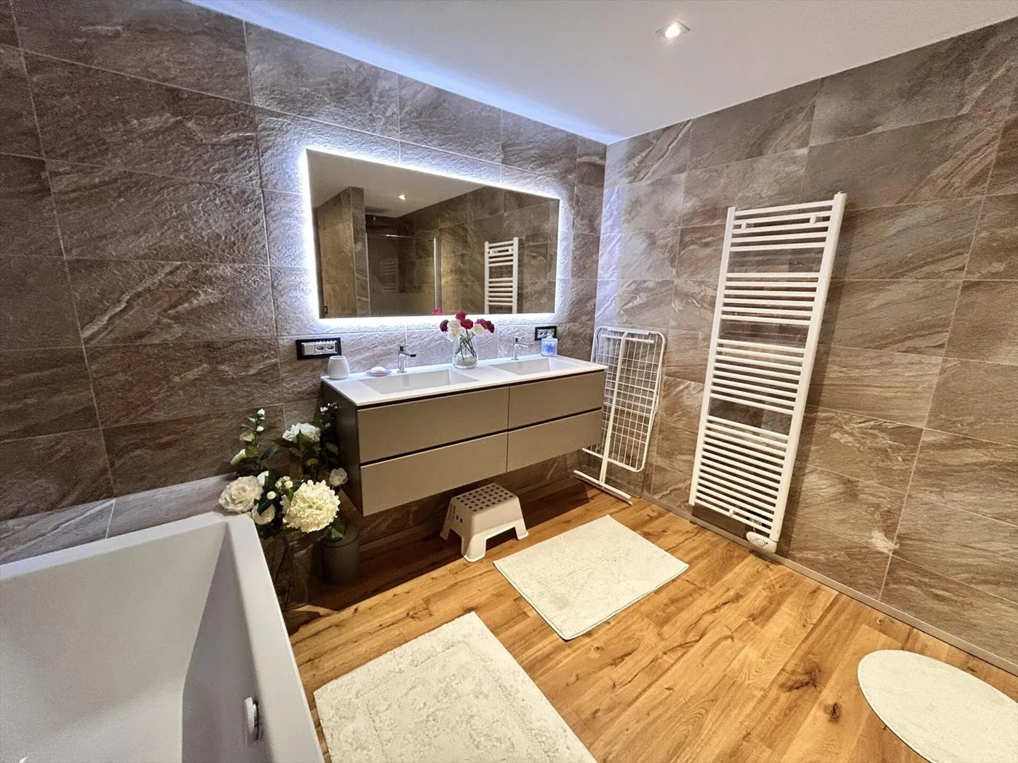 Triplex con posizione eccezionale in una zona tranquilla! - Foto 10 di 13