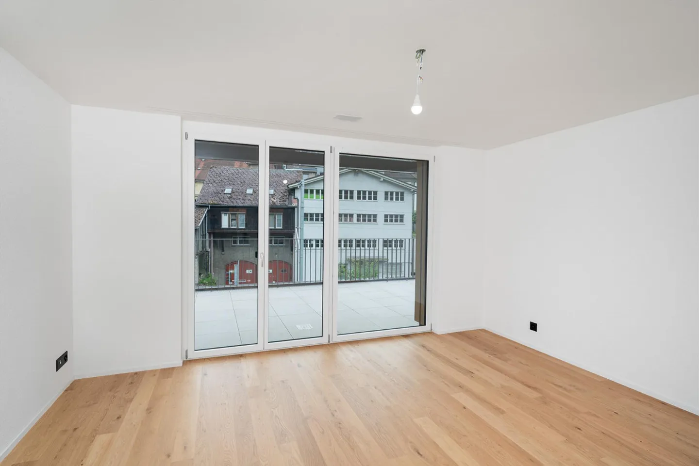 5.5-Room Penthouse Apartment - Modern Living at Langete - Photo 10 of 11
