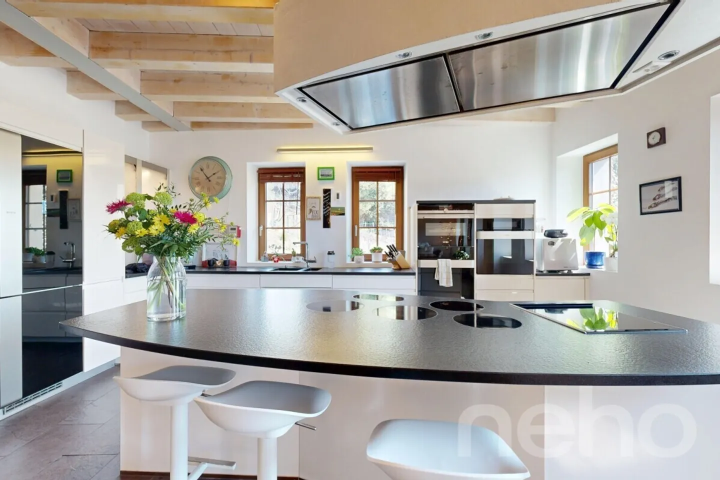 Luxueuse villa familiale avec spa et vue panoramique à Montreux - Photo 7 sur 13