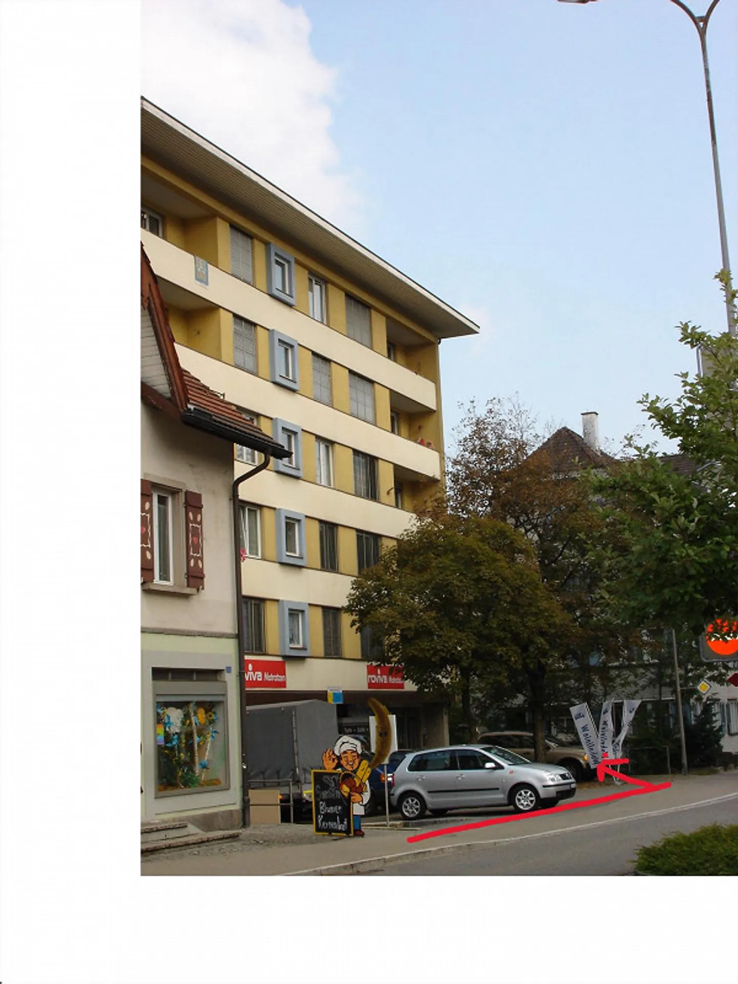 Helle 3.5-Zimmer-Wohnung mit Balkon an zentraler Lage - Foto 1 von 8