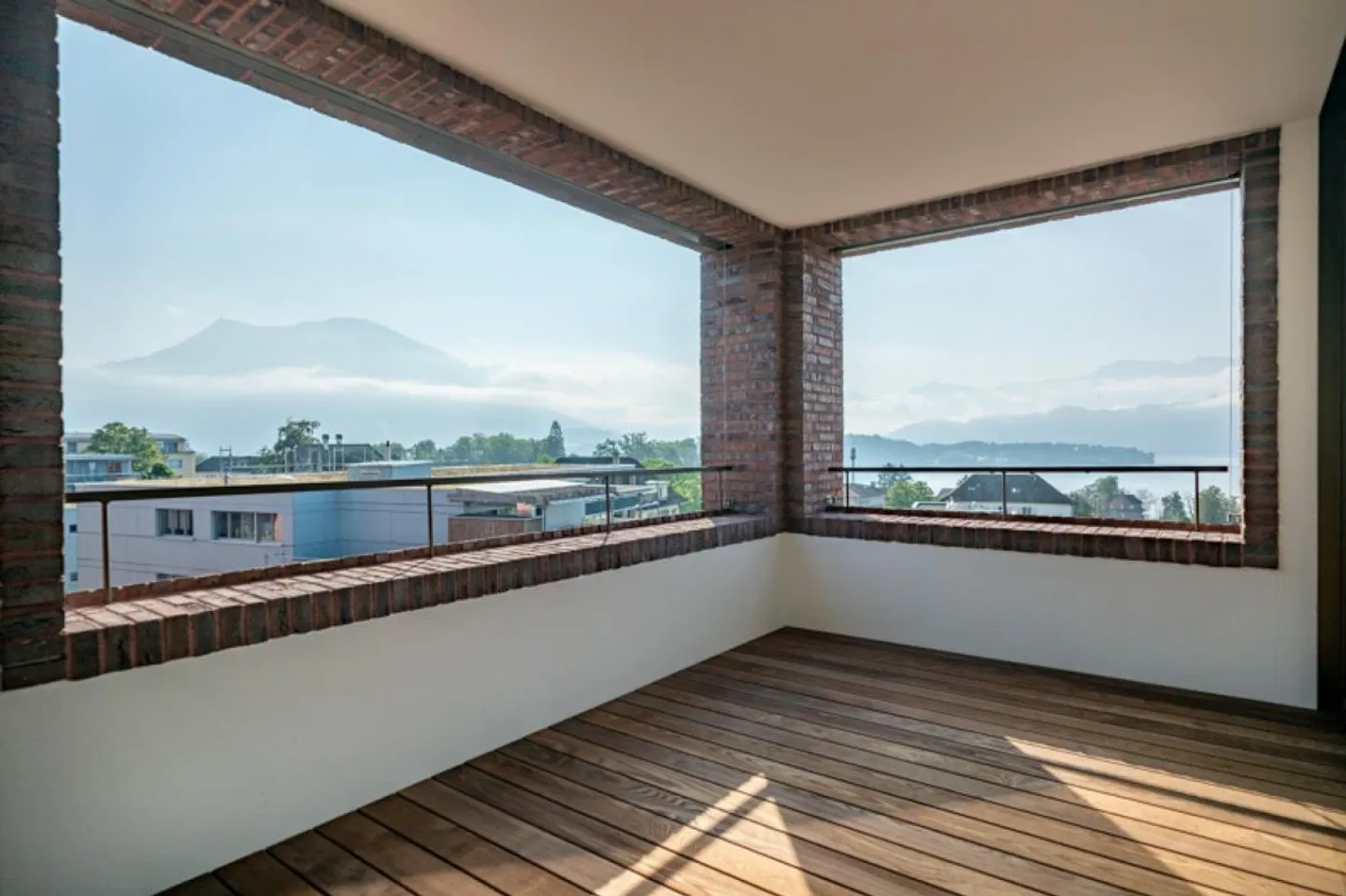 Appartamento moderno con vista sul lago e sulle montagne - Foto 5 di 9