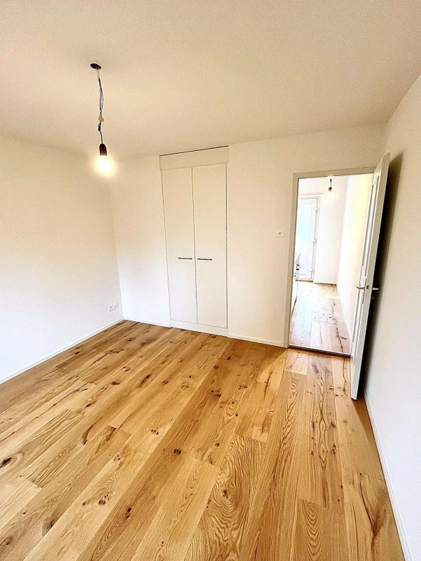 Hochwertig sanierte 1.5 Zimmerwohnung inkl. Waschturm - Foto 3 von 6