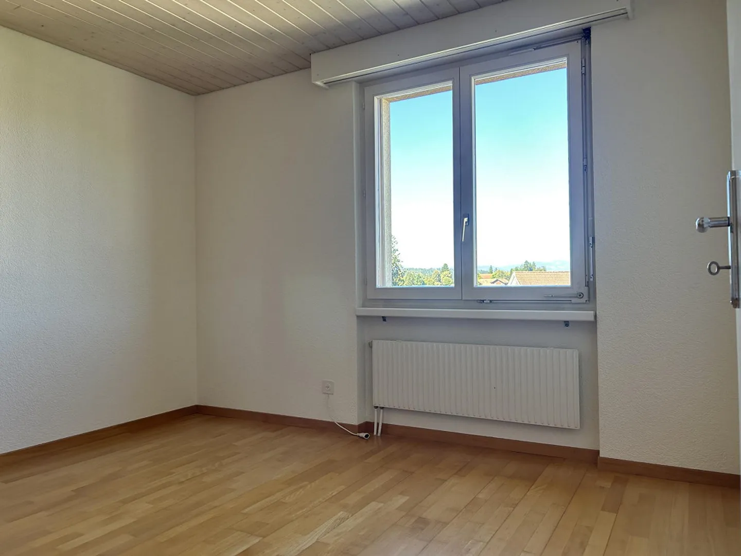 The SIMPLE 4.5-room apartment with panoramic view - Photo 7 of 14