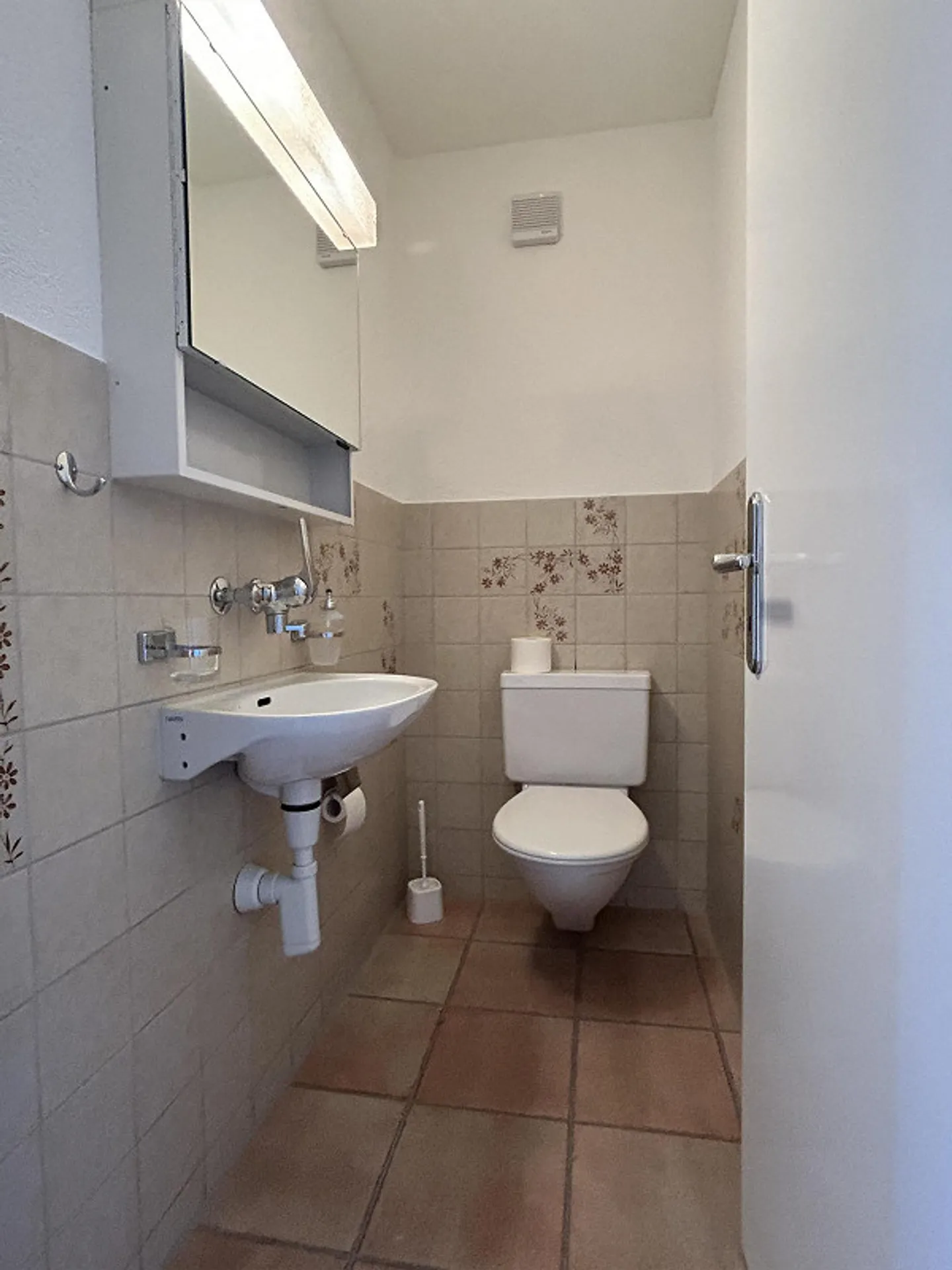 The SIMPLE 4.5-room apartment with panoramic view - Photo 11 of 14