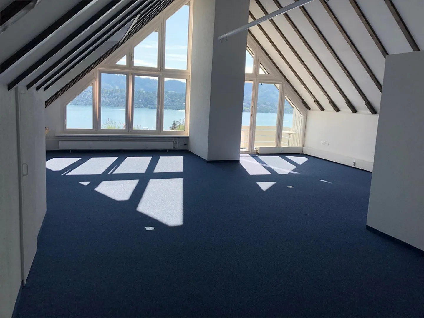 Office Bijou in the old village center of Zollikon - Photo 4 of 6