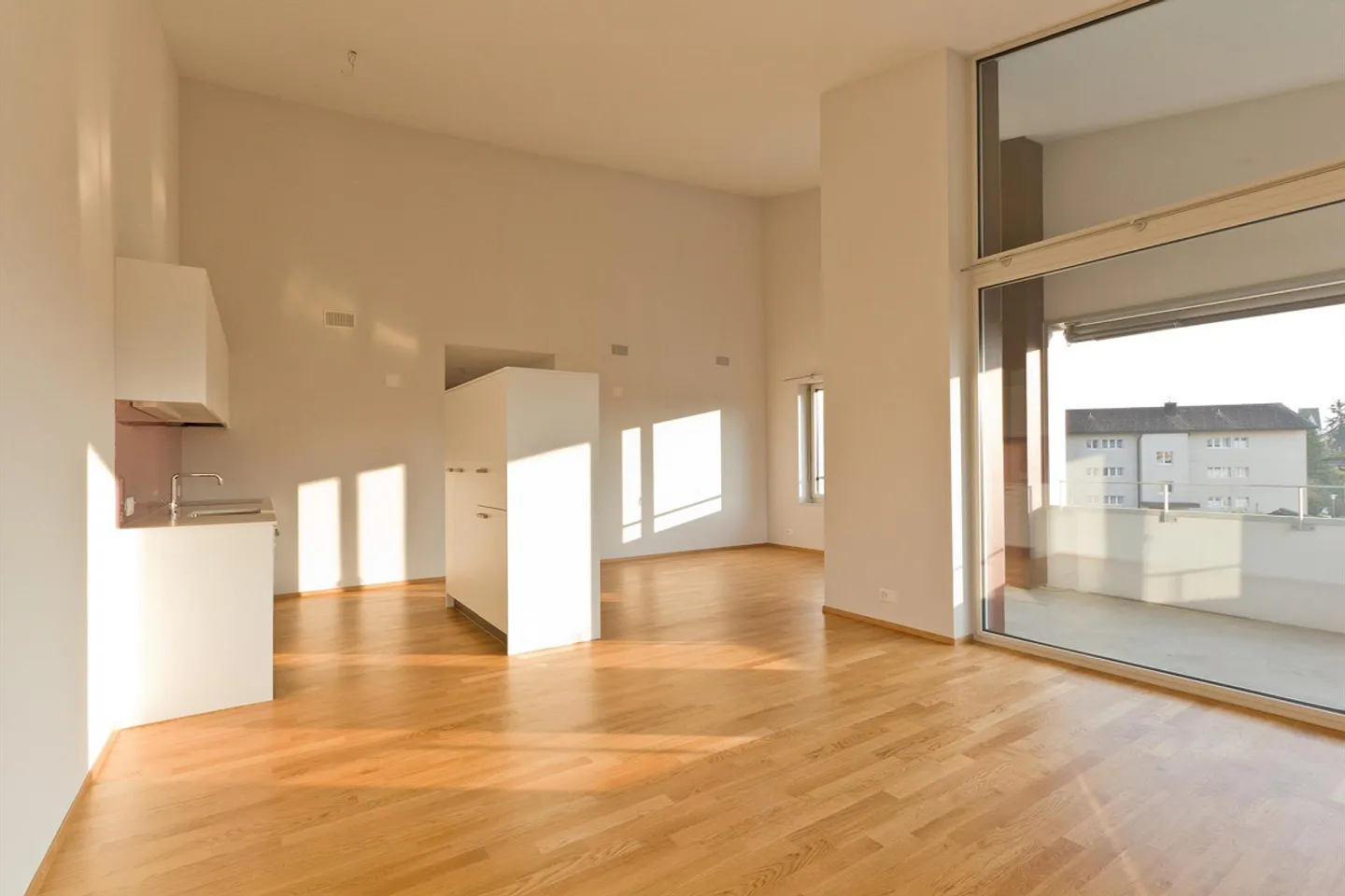 Appartement coopératif de 4,5 pièces dans une colonie familiale - Photo 5 sur 8
