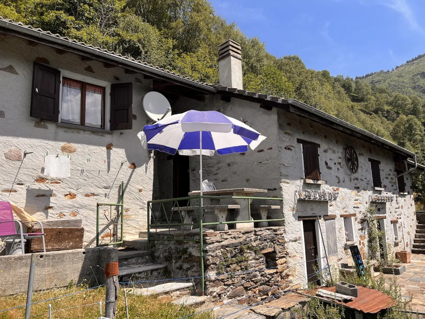 Affascinante casa ticinese - Foto 1 di 19