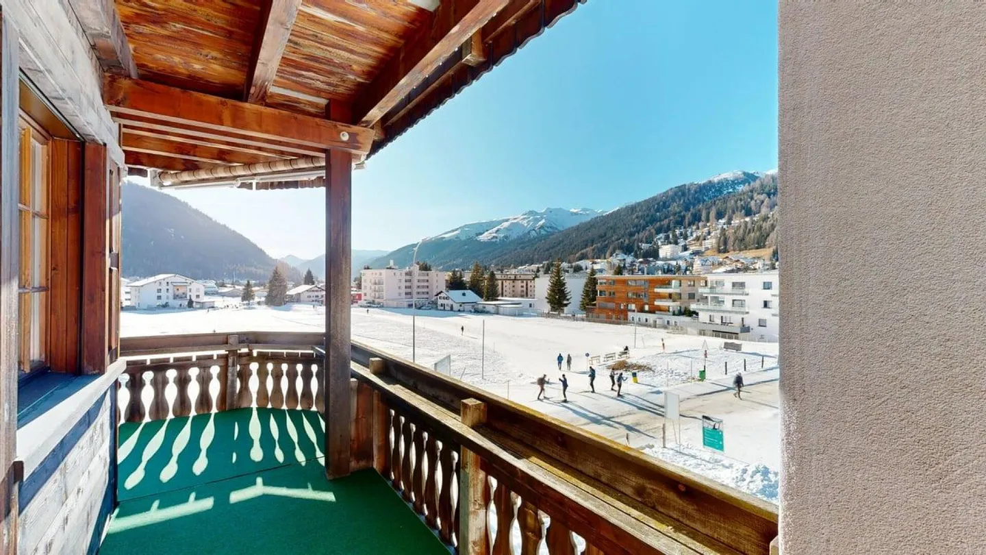 Appartamento soleggiato di 2,5 stanze con vista - Foto 5 di 12