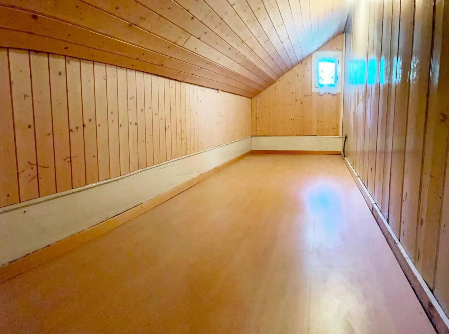 Pretty house to renovate / transform with additional construction potential - Photo 12 of 17