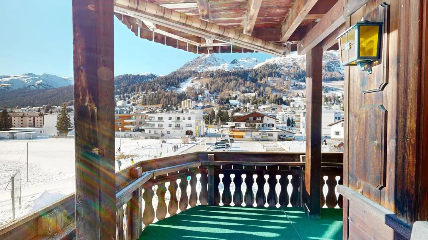 Appartamento soleggiato di 2,5 stanze con vista - Foto 6 di 12