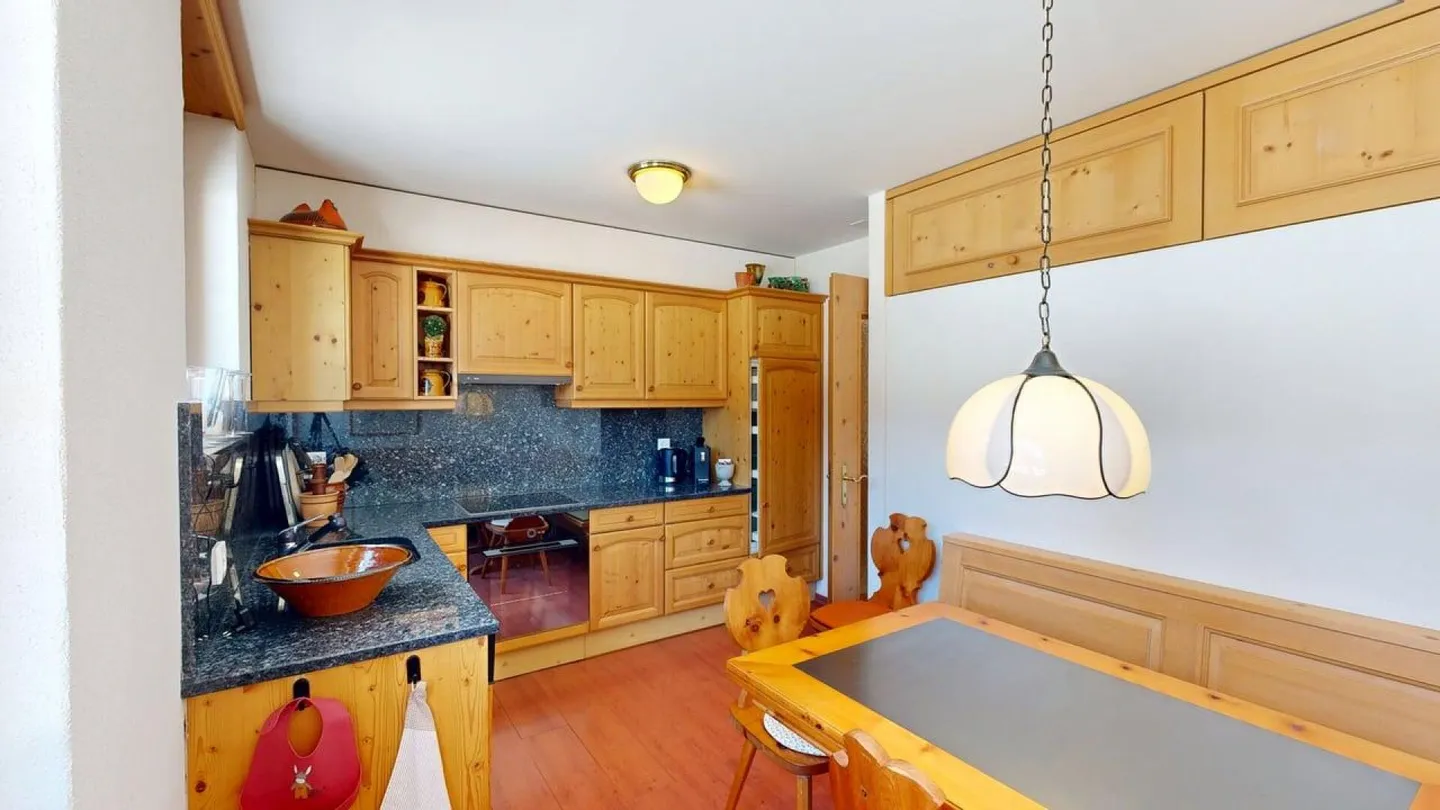 Appartamento soleggiato di 2,5 stanze con vista - Foto 7 di 12