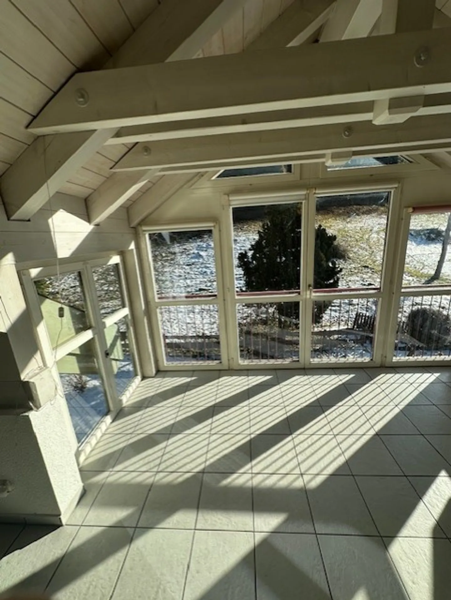 Charmante appartement sous les combles de 4,5 pièces dans un endroit calme de Biembach dans l'Emmental - Photo 5 sur 17