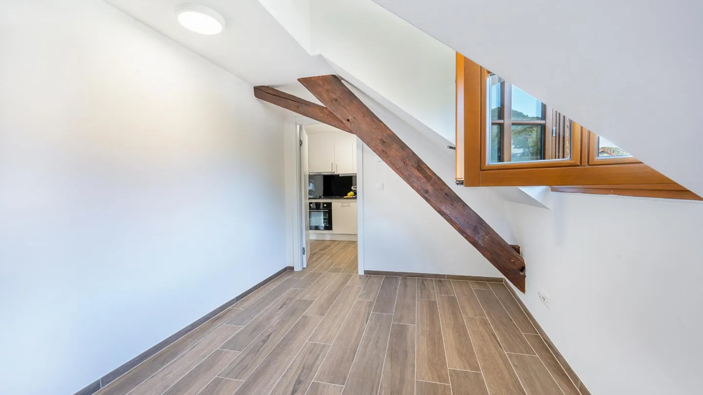 Maisonette de rêve 4 pièces avec terrasse et galerie - Photo 5 sur 11