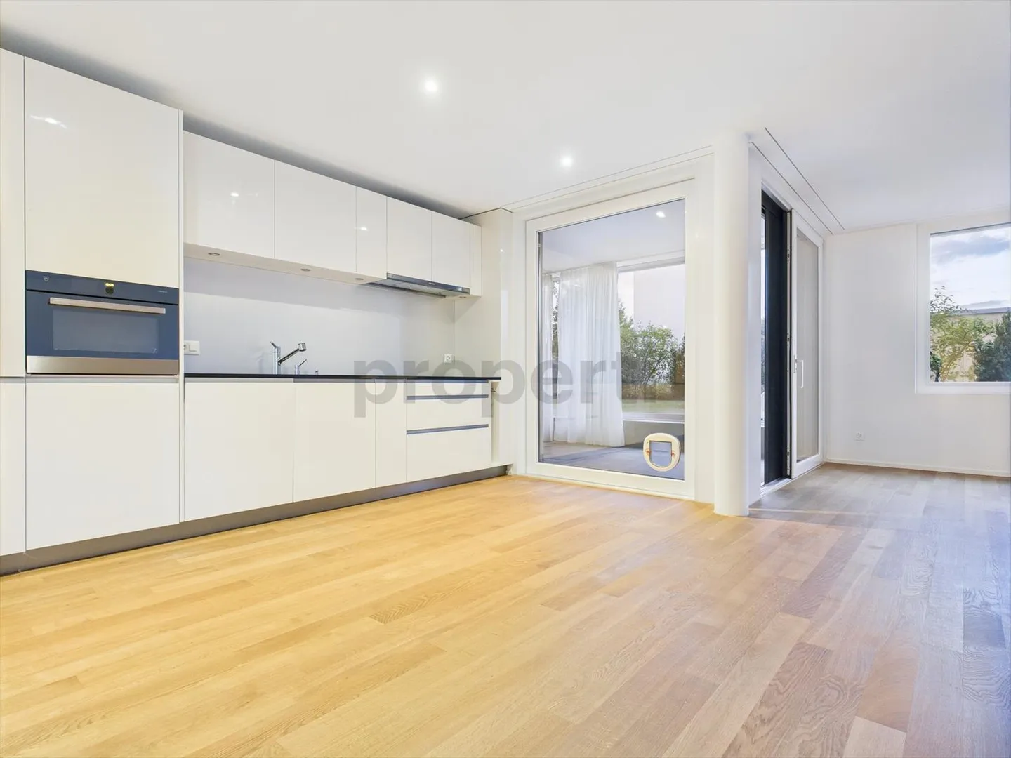 Modern Living with Plenty of Light - 2.5-Room Apartment in Wettswil am Albis - Photo 4 of 12
