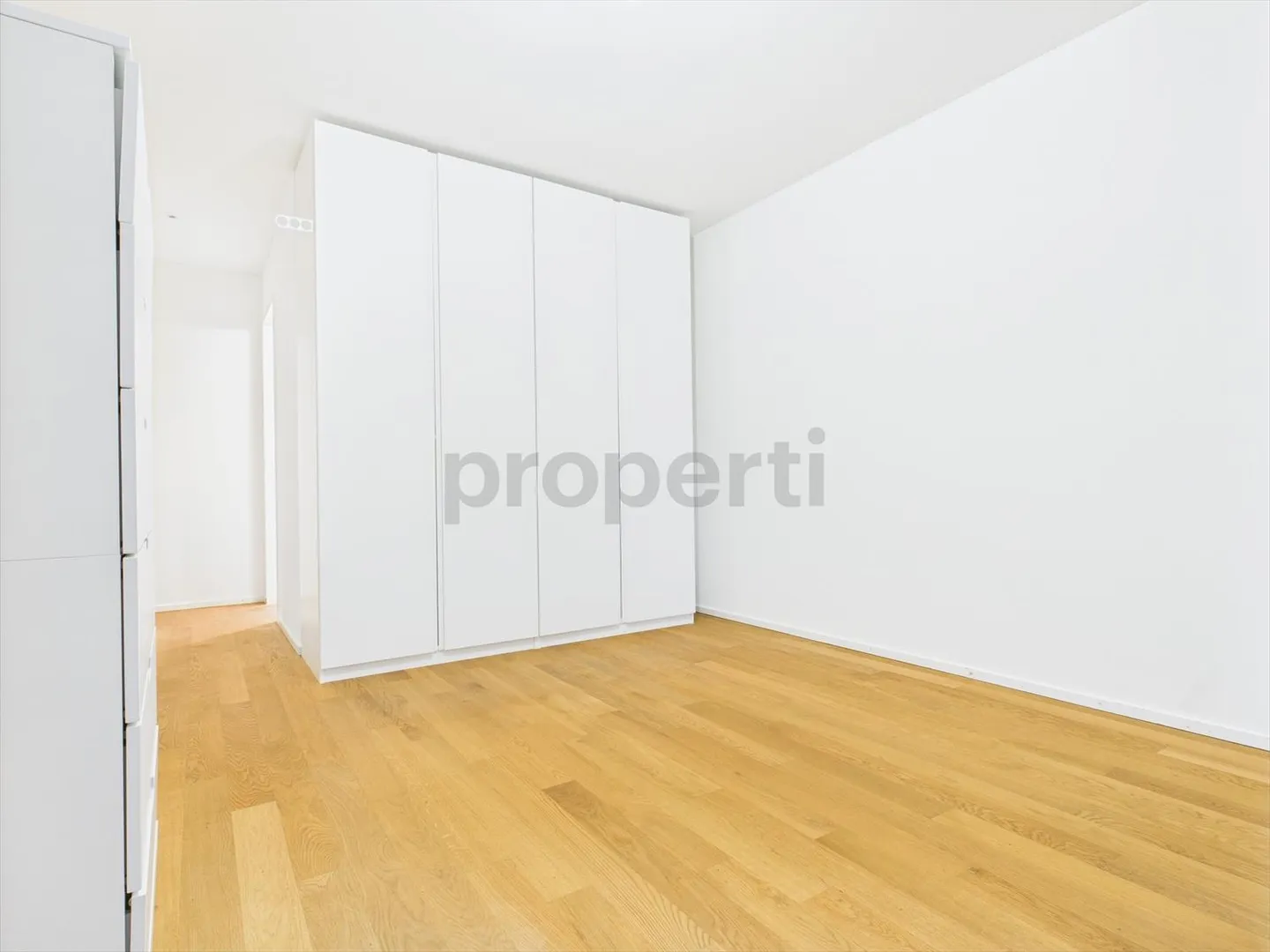 Modern Living with Plenty of Light - 2.5-Room Apartment in Wettswil am Albis - Photo 6 of 12
