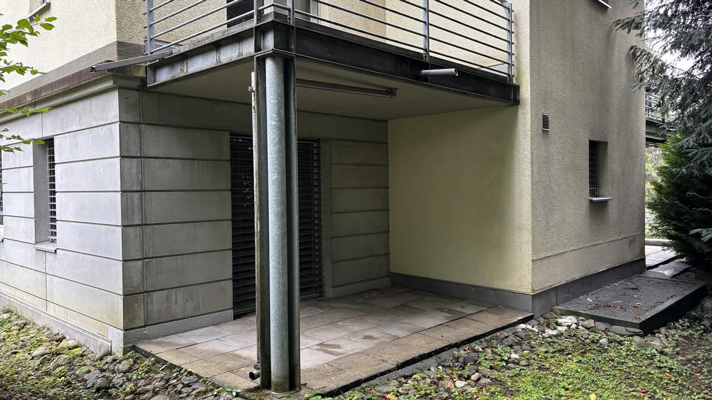 Helles möbliertes Zimmer  in WG 12m zentral, ruhig, sonnig, Balkon - Foto 6 von 16