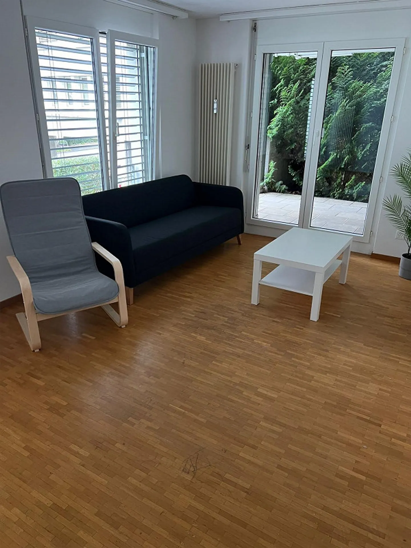 Helles möbliertes Zimmer  in WG 12m zentral, ruhig, sonnig, Balkon - Foto 4 von 16