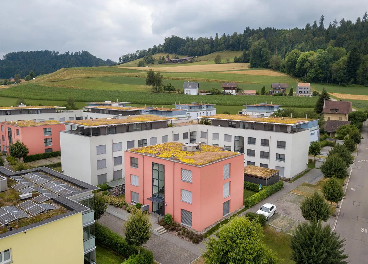 Places de stationnement pour motos à Burgdorf - Photo 1 sur 2