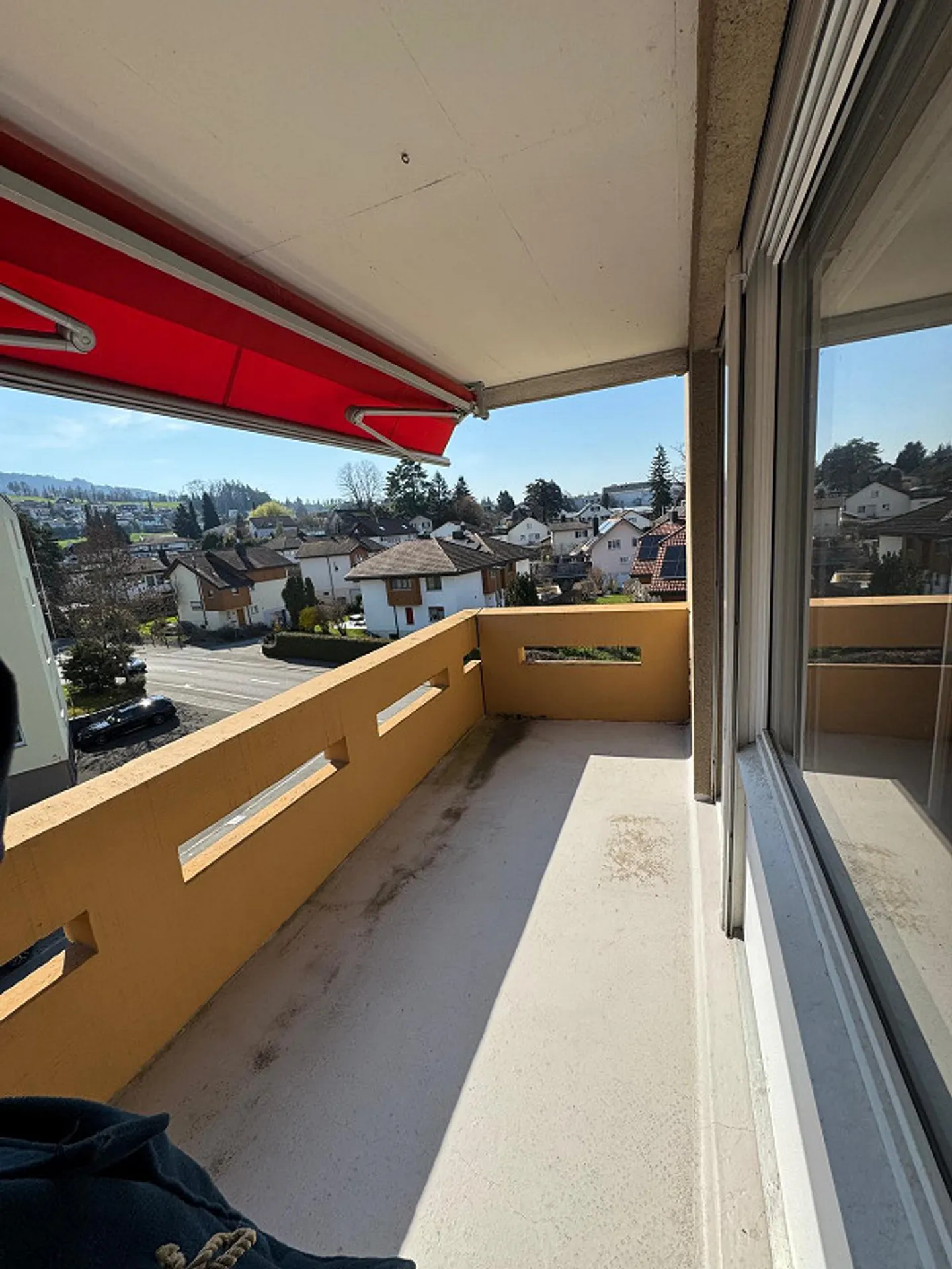 Bel et calme appartement de 3,5 pièces avec vue - Photo 7 sur 10