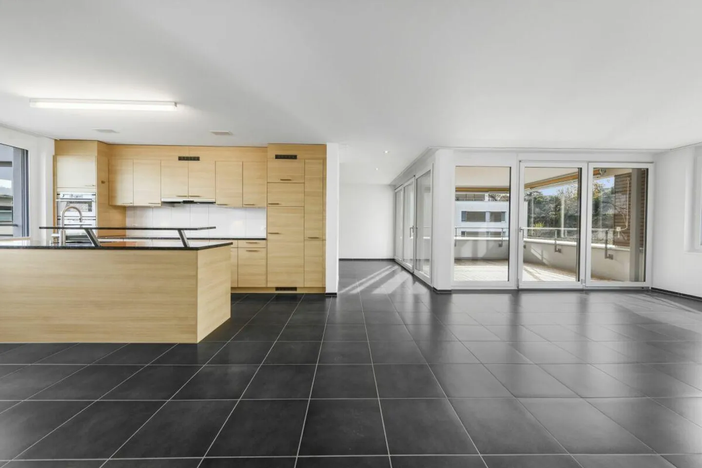 Minergie, modern comfort and attractive living with light, tranquility and... - Photo 2 of 20