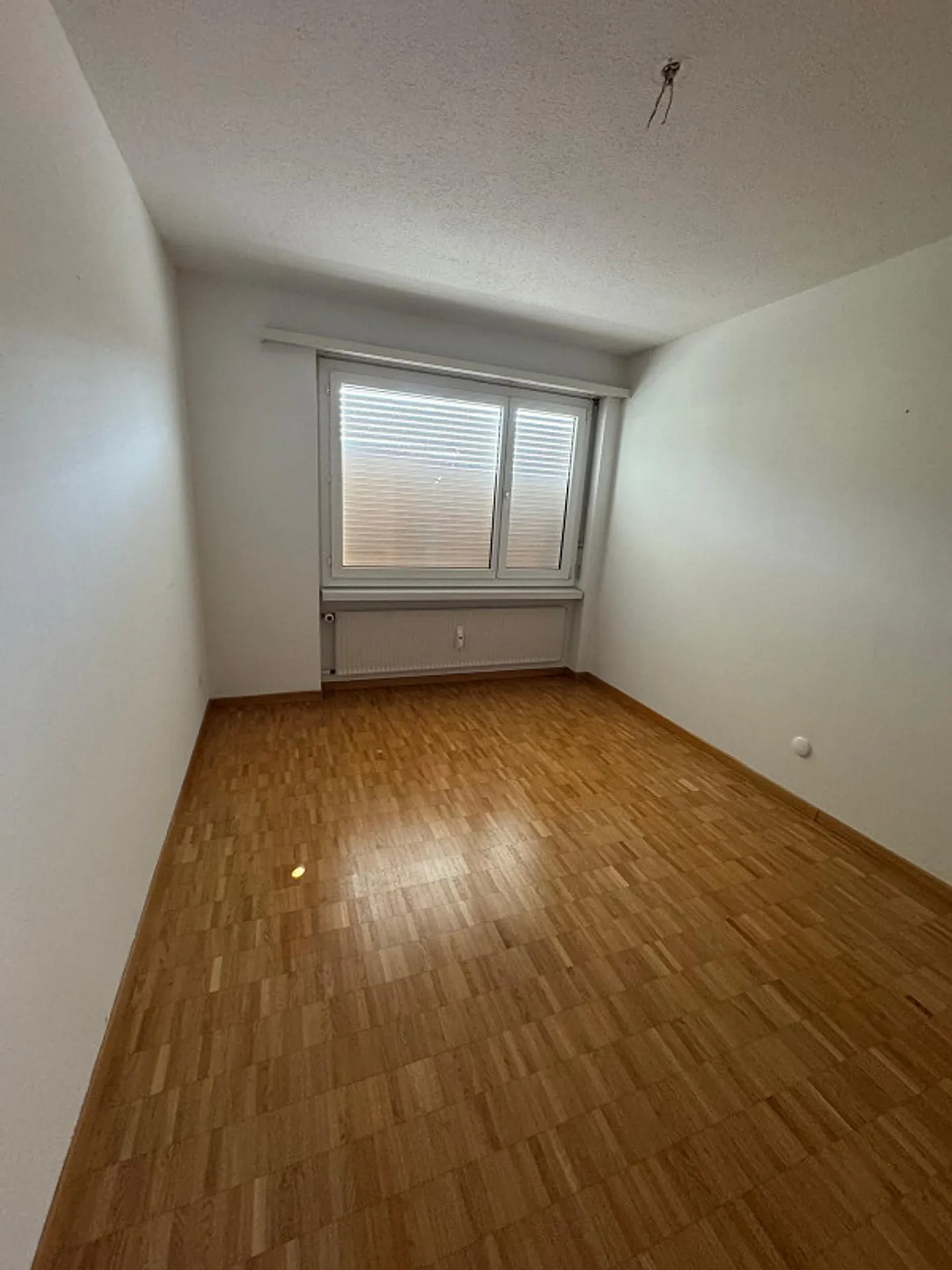 Bel et calme appartement de 3,5 pièces avec vue - Photo 9 sur 10