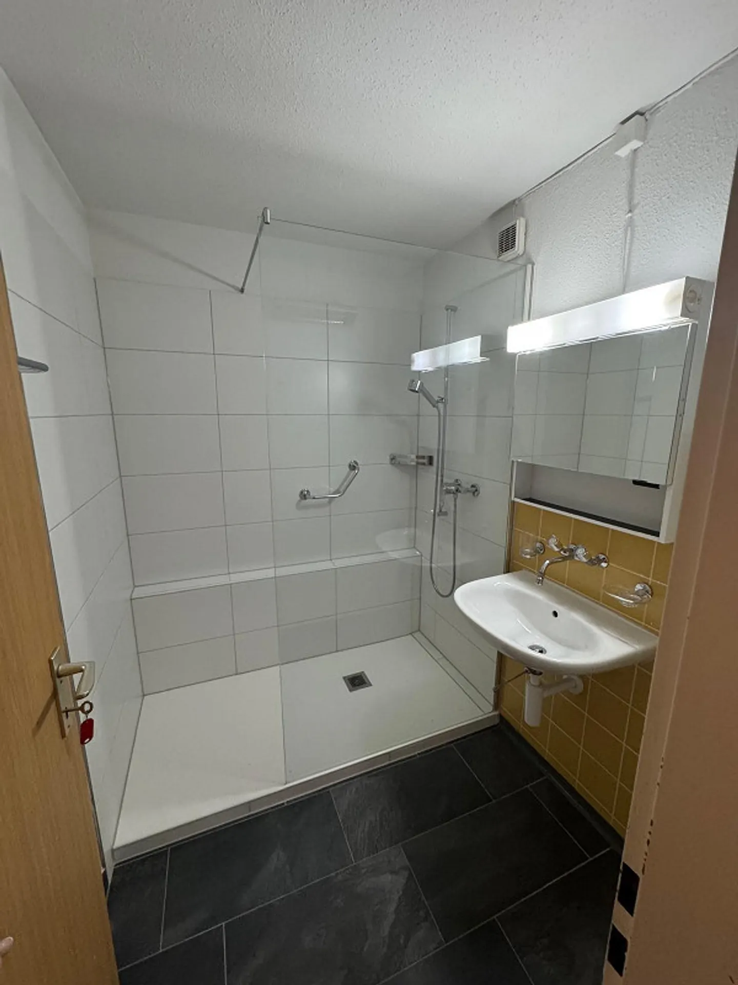Bel et calme appartement de 3,5 pièces avec vue - Photo 10 sur 10