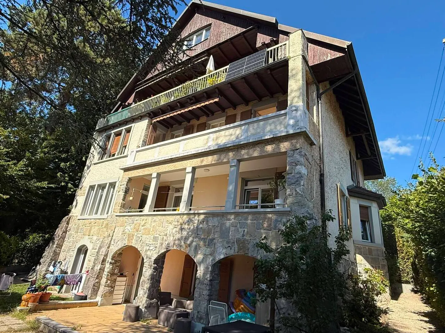 Appartamento Ristrutturato in Casa Storica - Foto 1 di 15