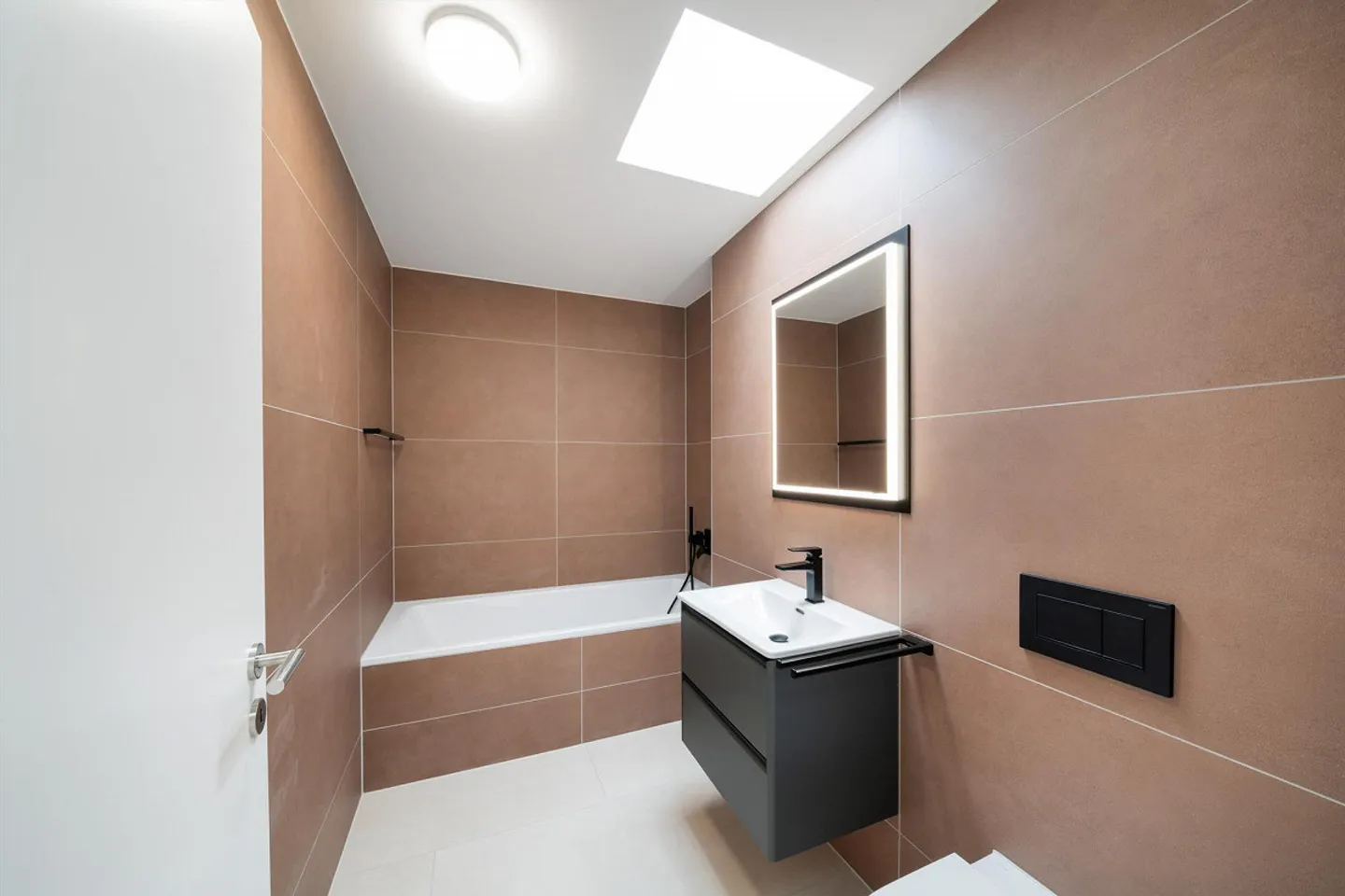4.5-Room Penthouse Apartment - Modern Living at Langete - Photo 6 of 10