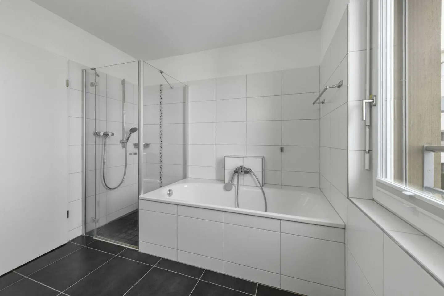 Minergie, modern comfort and attractive living with light, tranquility and... - Photo 13 of 20