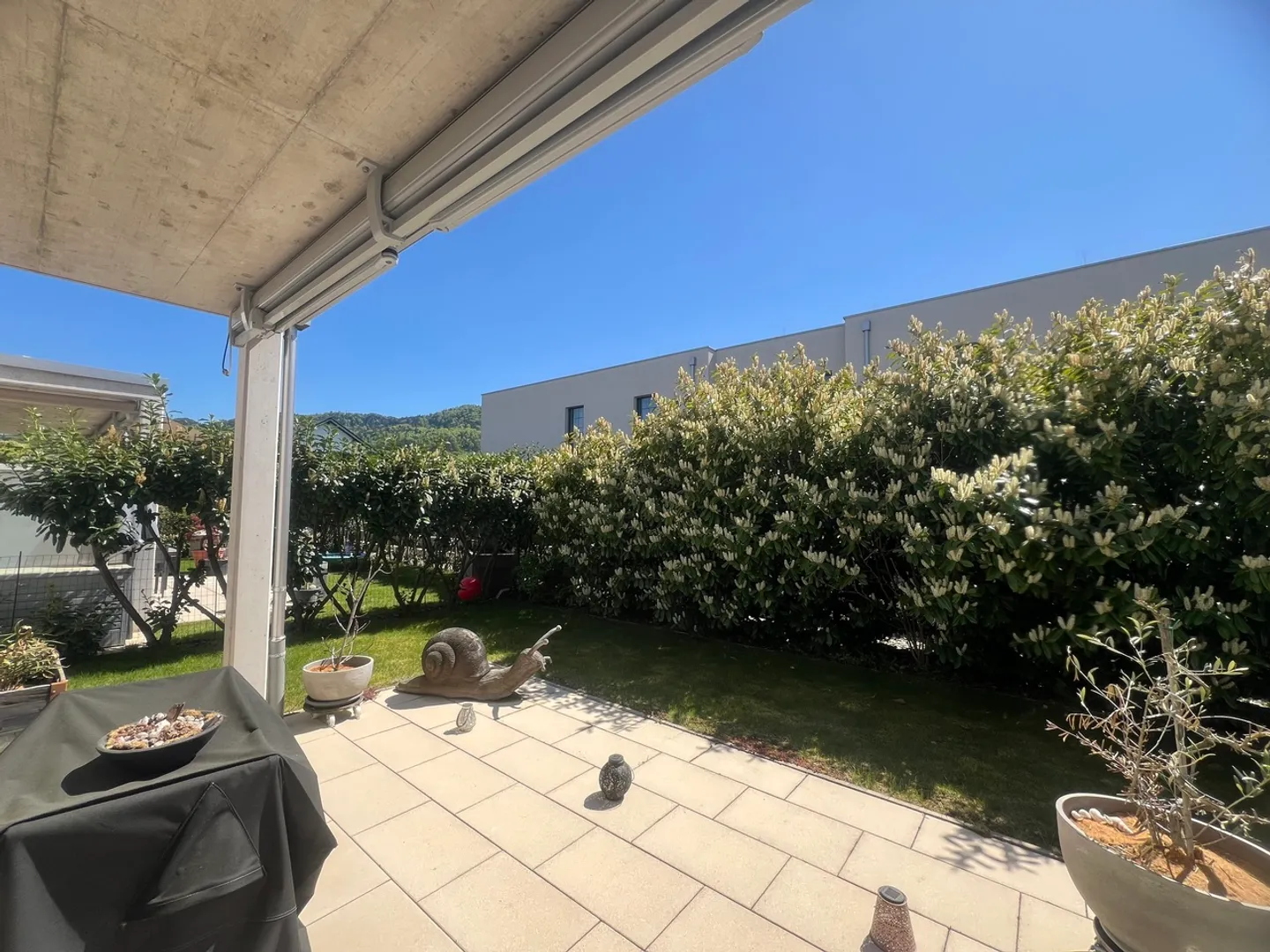 Modernes Gartenapartment in Büsserach - Foto 1 von 9